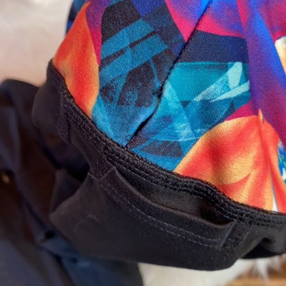 PINK VS Ultimate Tropical Sheer Leggings Small - Picture 10 of 11